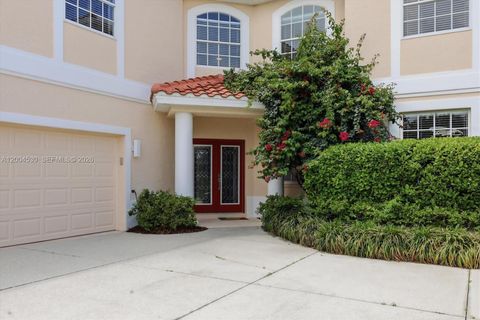 Tiny photo for 674 Clear Creek Drive, Sarasota, FL 34229 (MLS # A12004530)