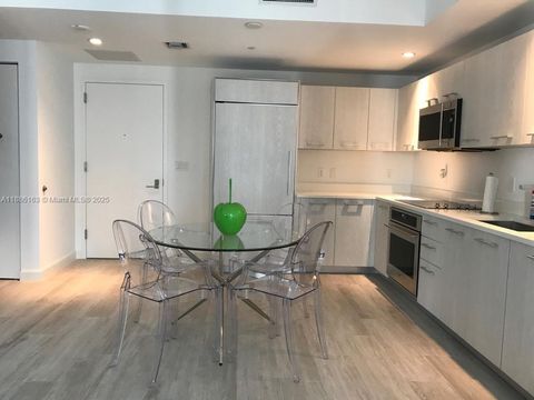 55 SW 9th St 2107 Miami FL 33130
