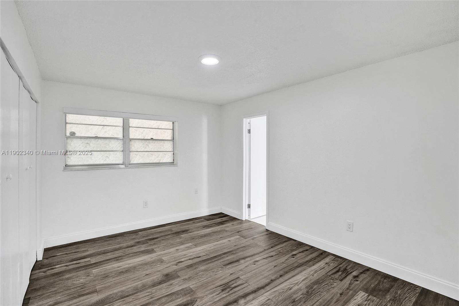 PALM SPRINGS SUB SEC A 4T - Residential Lease