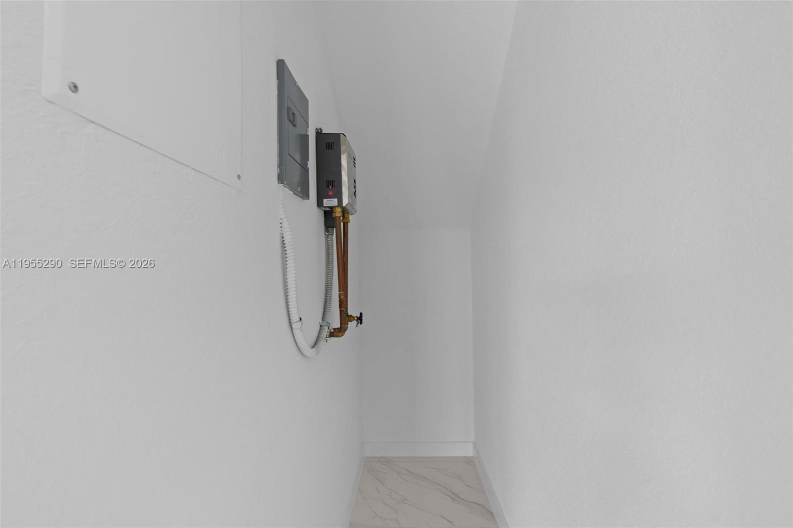 SUNRISE ESTATES - Residential