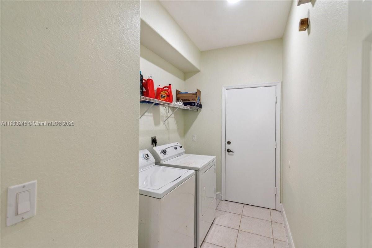 SILVER LAKES PHASE III RE - Residential