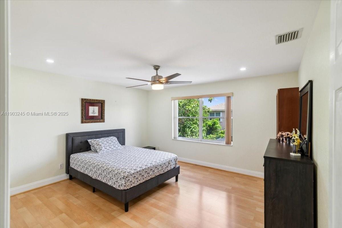 SILVER LAKES PHASE III RE - Residential