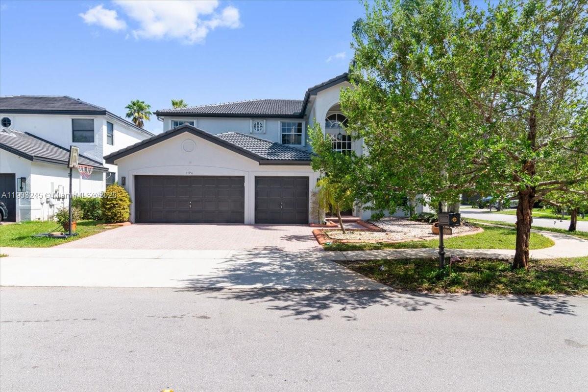 SILVER LAKES PHASE III RE - Residential