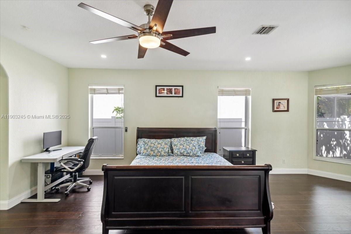 SILVER LAKES PHASE III RE - Residential