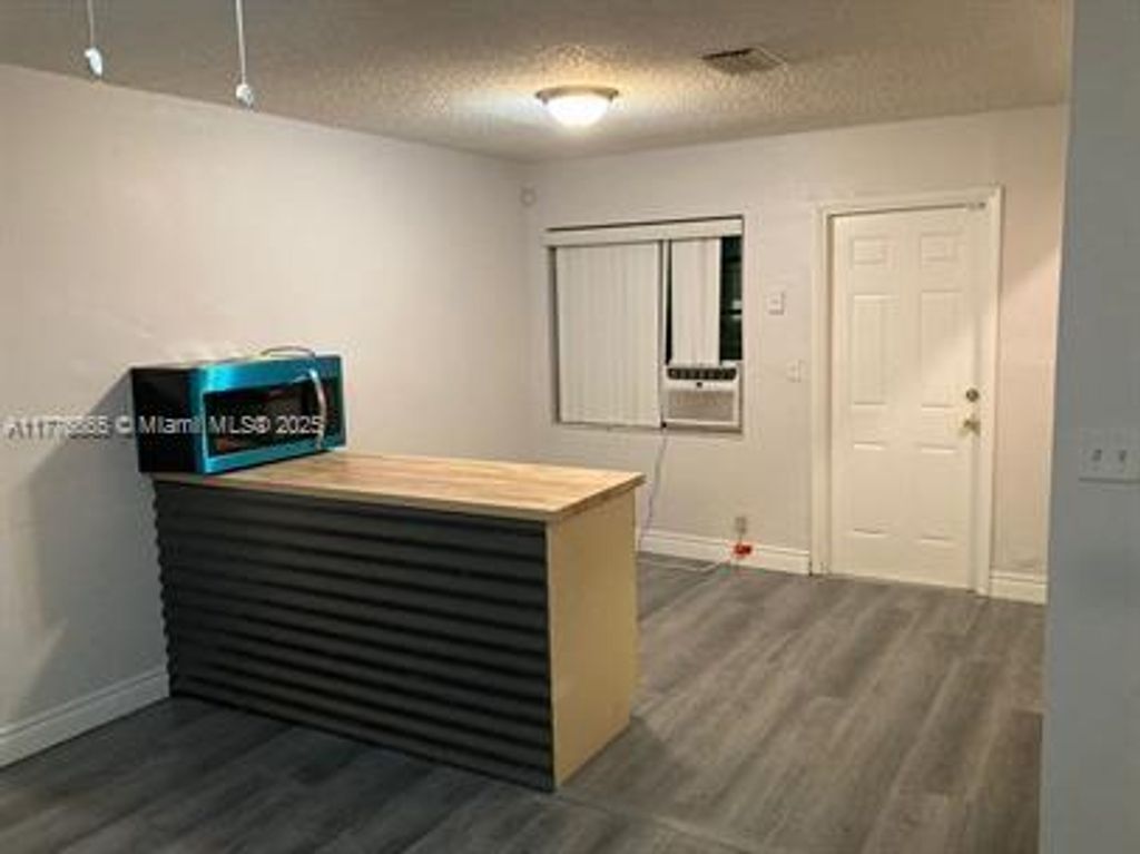 Photo of 2848 NW 13th Ct #2, Fort Lauderdale, FL 33311 (MLS # A11776865)