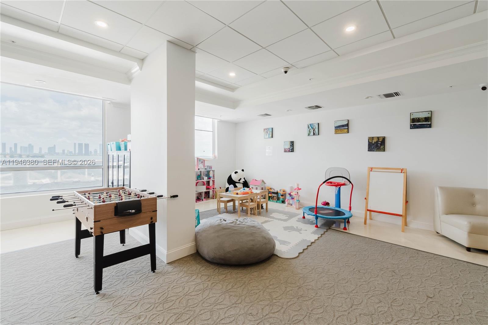 SUNSET HARBOUR NORTH CONDO - Residential