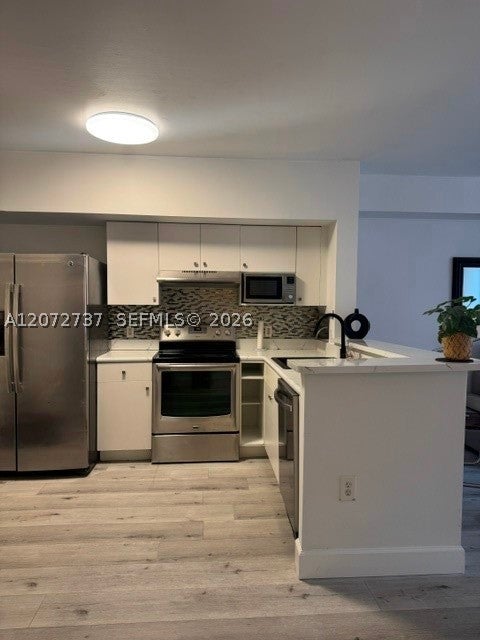 5085 NW 7th St 512