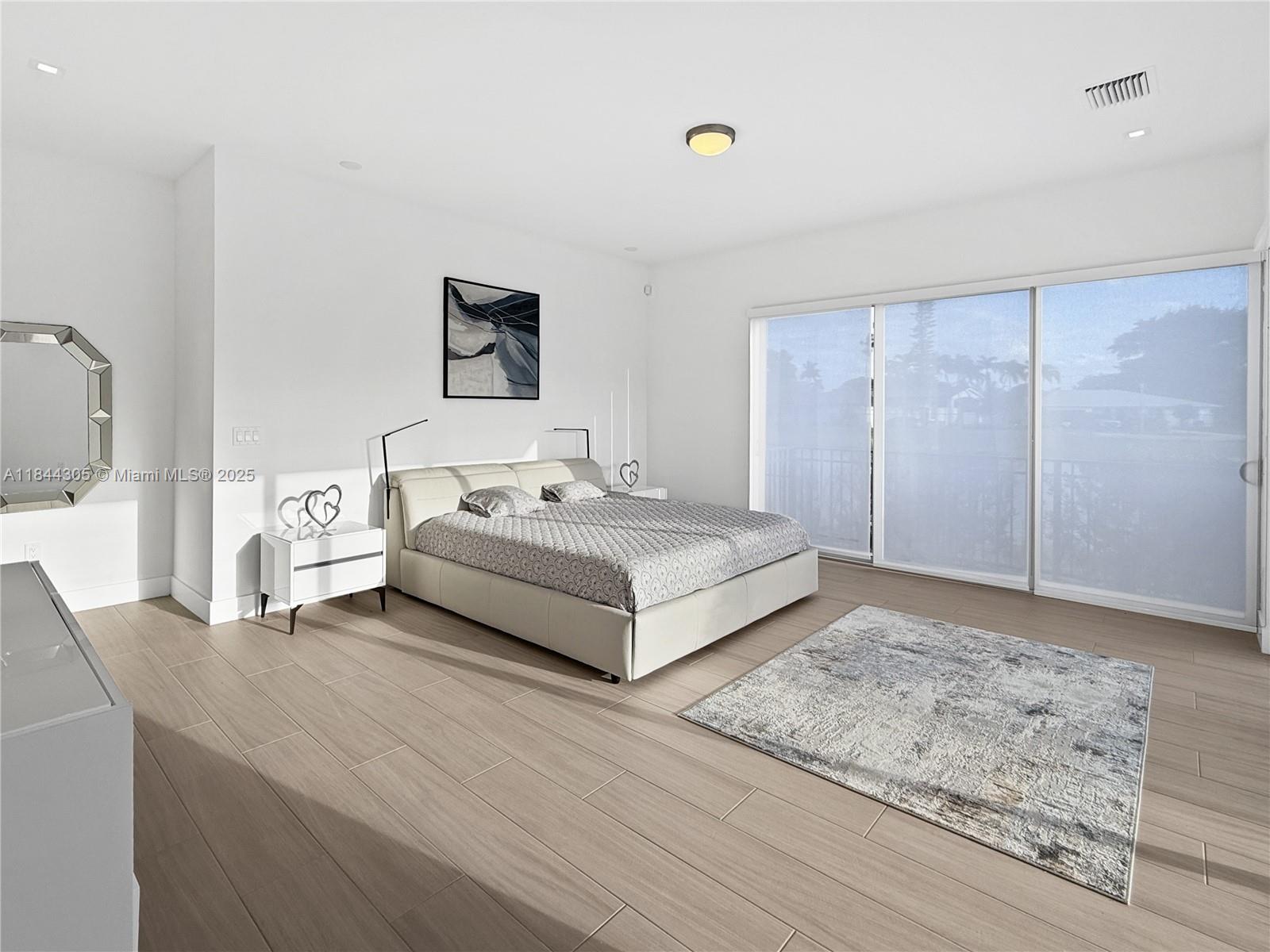 WESTON ESTATES - Residential