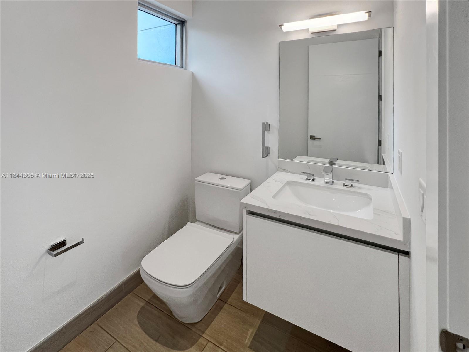 WESTON ESTATES - Residential