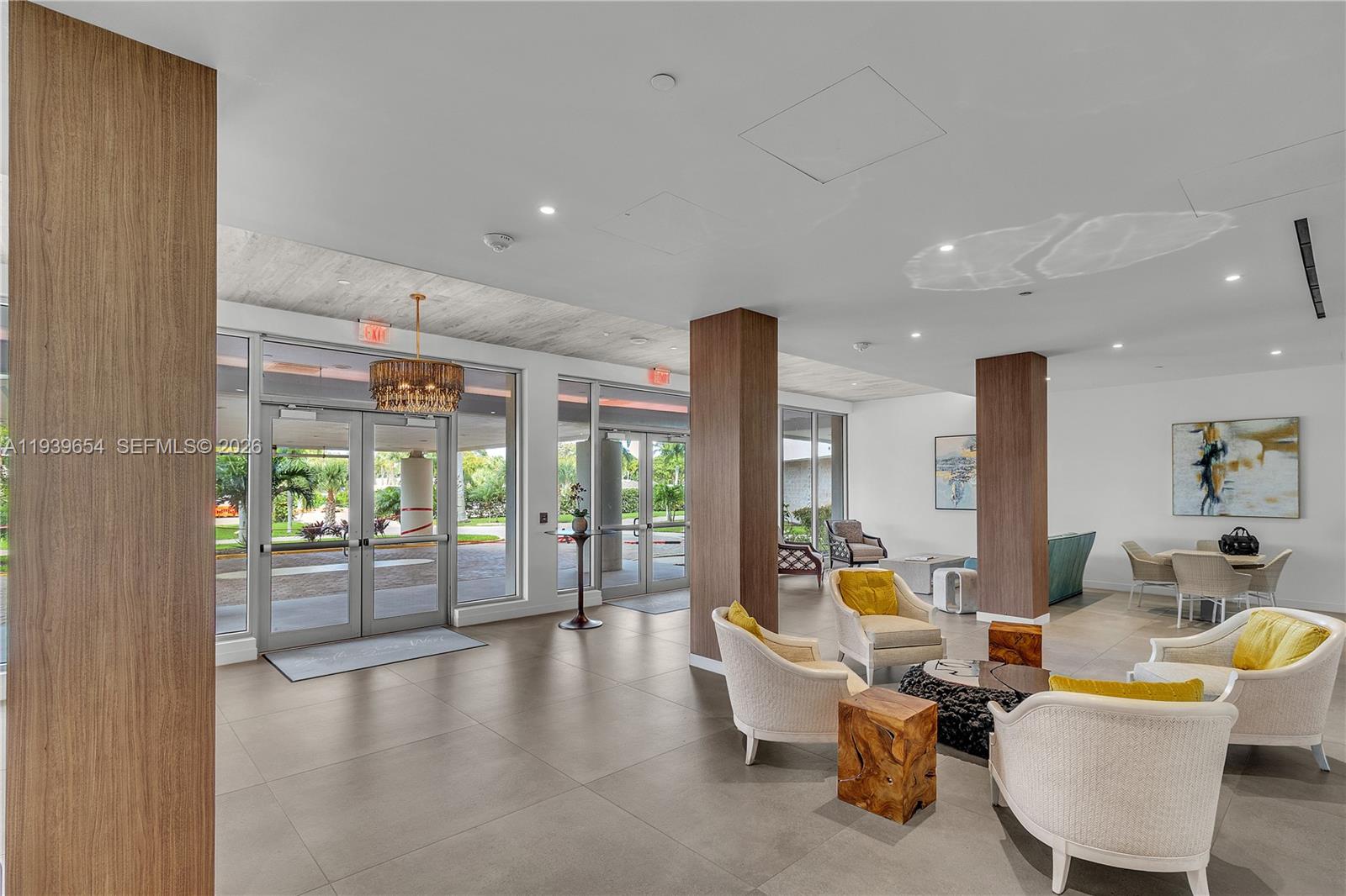 SOUTH SEAS WEST CONDO APT - Residential