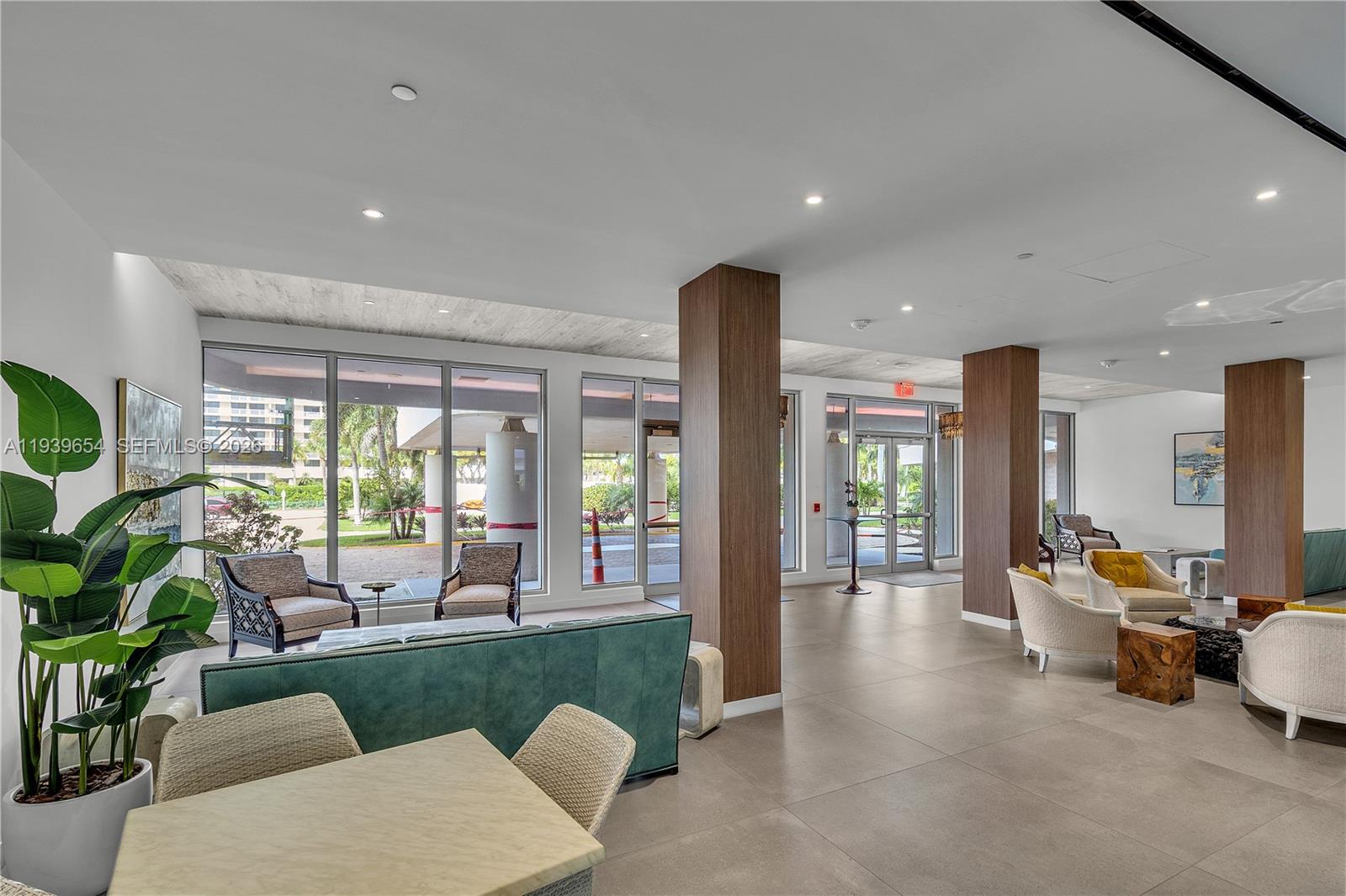 SOUTH SEAS WEST CONDO APT - Residential