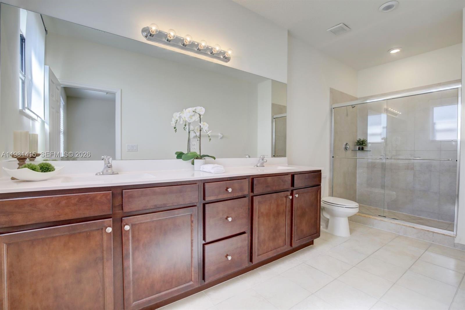 GARDEN ESTATES AT THE HAM - Residential