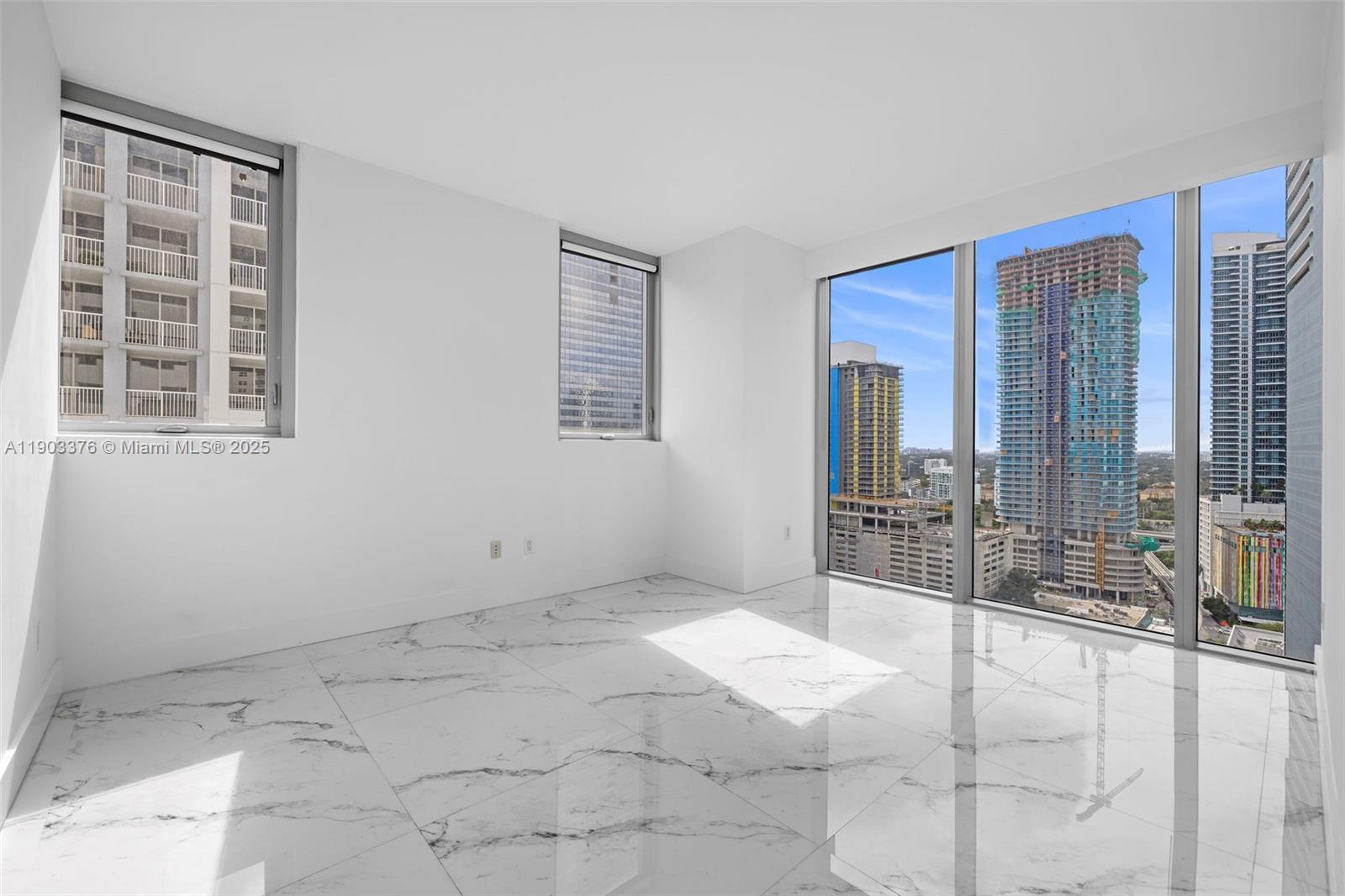 BRICKELL HOUSE CONDO - Residential