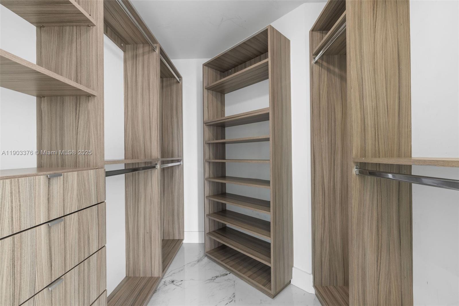 BRICKELL HOUSE CONDO - Residential