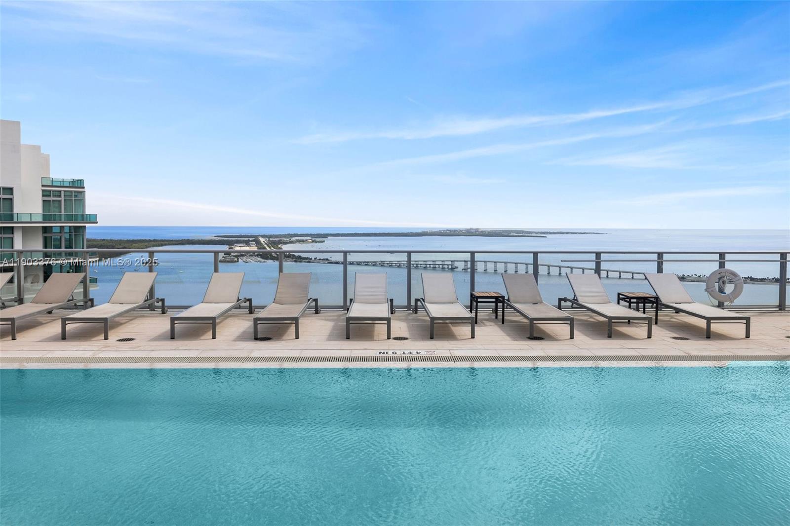 BRICKELL HOUSE CONDO - Residential