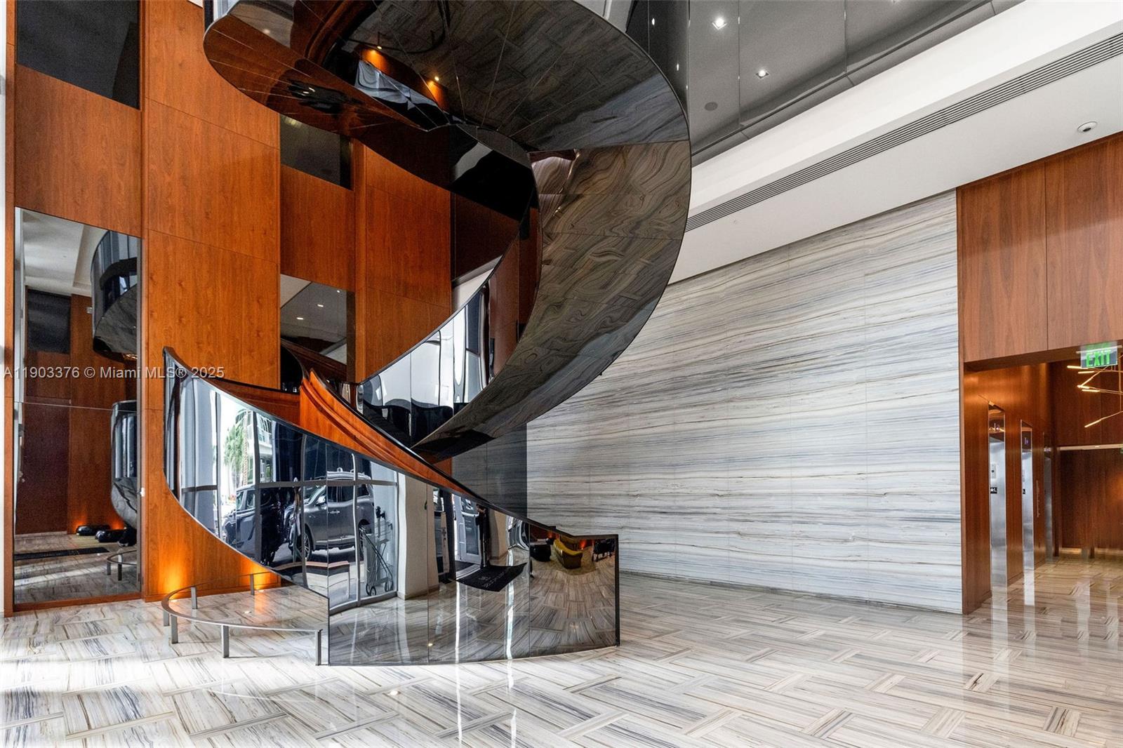 BRICKELL HOUSE CONDO - Residential