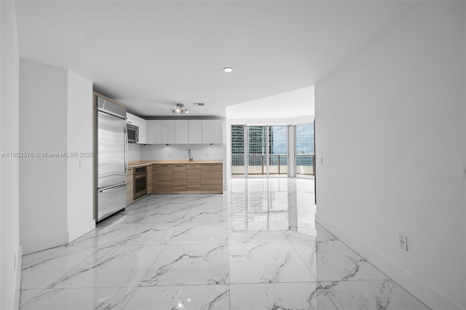 BRICKELL HOUSE CONDO - Residential