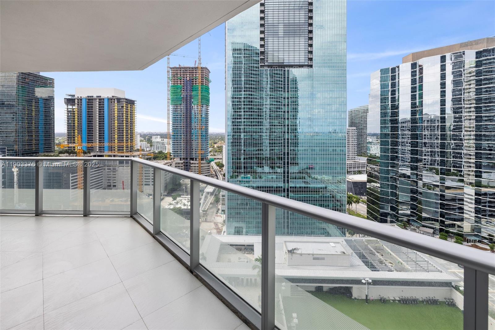 BRICKELL HOUSE CONDO - Residential