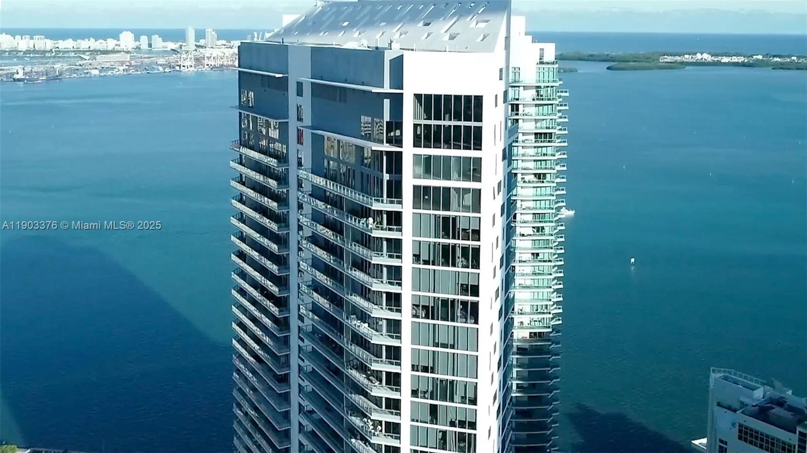 BRICKELL HOUSE CONDO - Residential