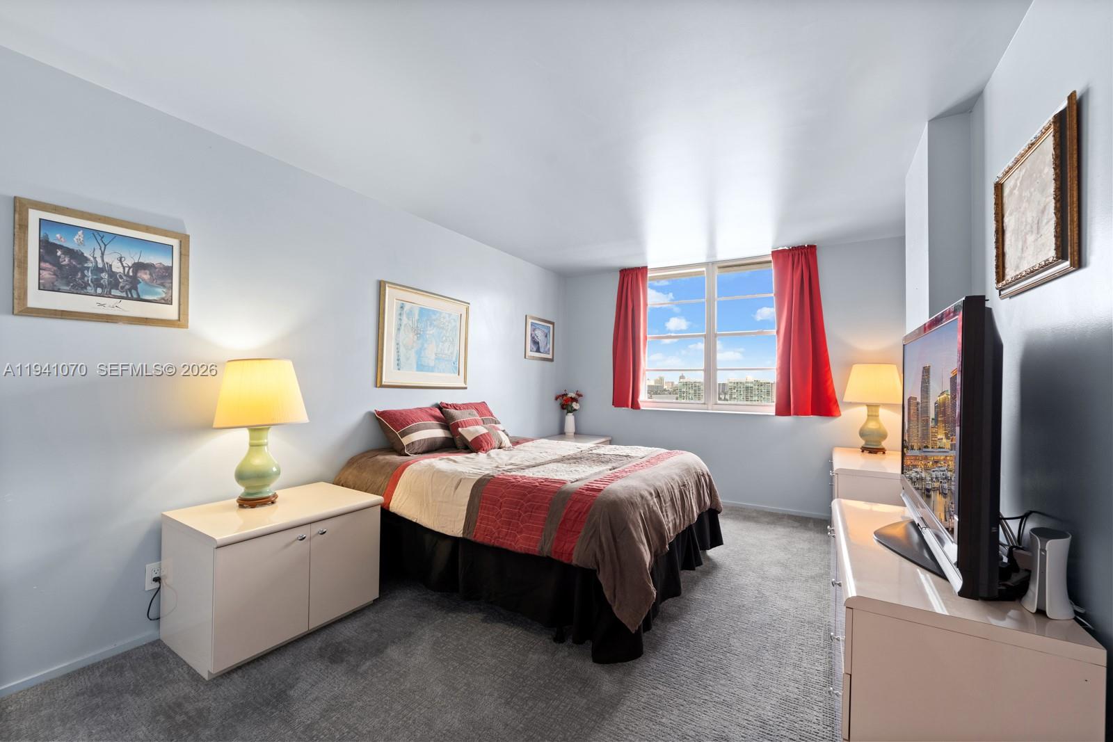 ARLEN HOUSE WEST CONDO - Residential