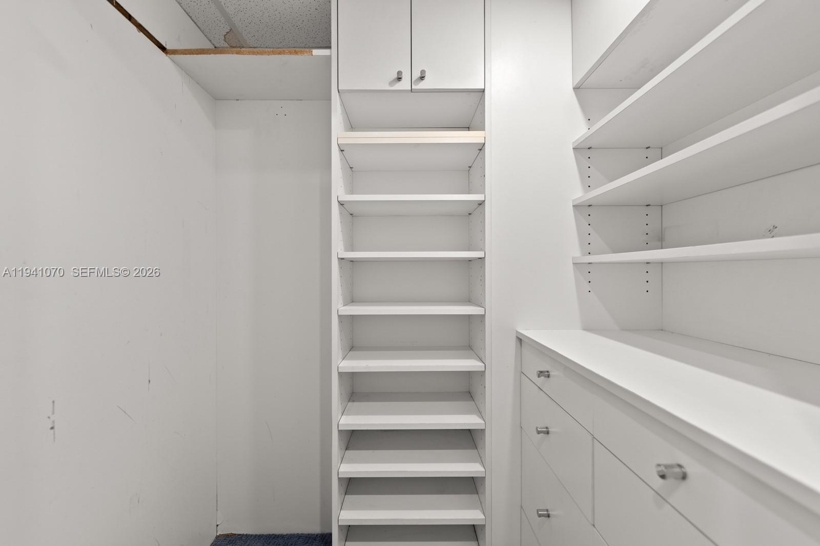 ARLEN HOUSE WEST CONDO - Residential