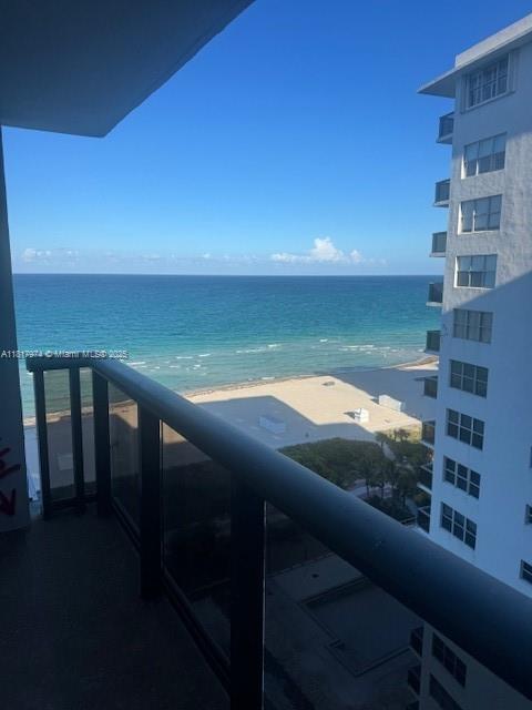 6039 Collins Ave 1516, Miami Beach, Miami-Dade County, Florida - 2 Bedrooms  
2 Bathrooms - 