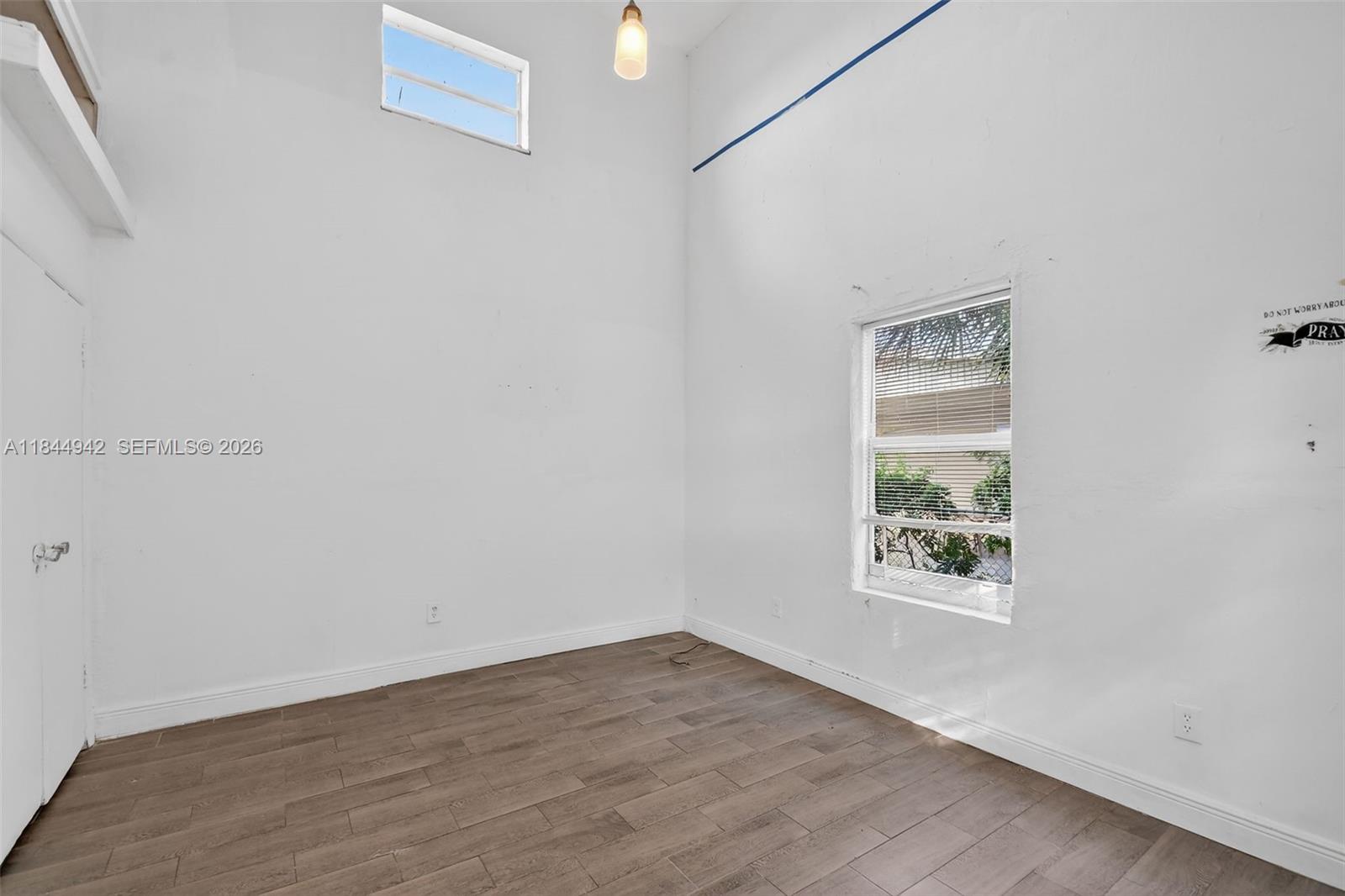 ROOSEVELT ESTATES - Residential