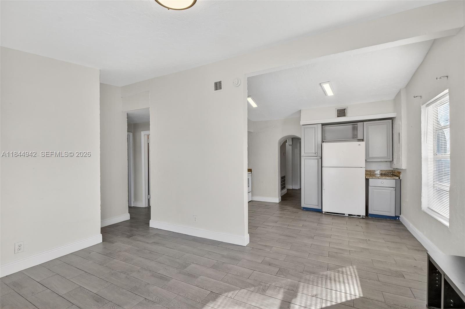 ROOSEVELT ESTATES - Residential