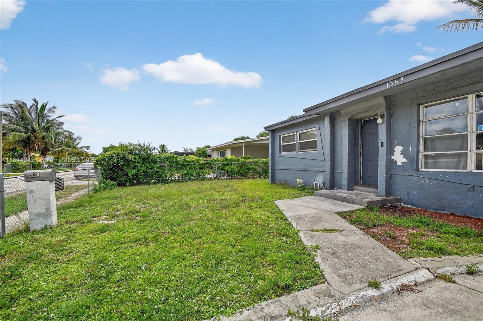 ROOSEVELT ESTATES - Residential