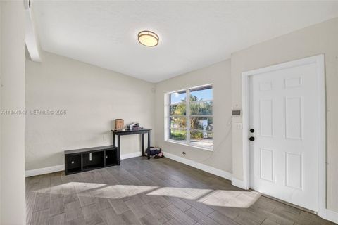 1368 11th St West Palm Beach FL 33401