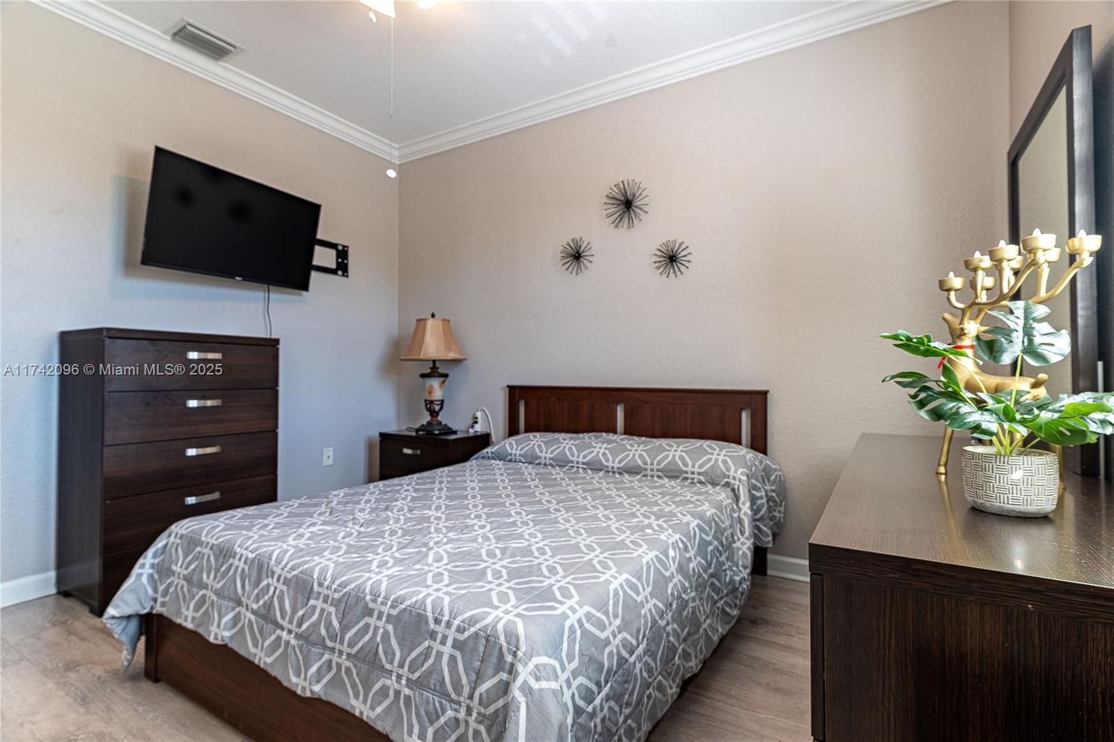 SILVER PALM EAST SEC FOUR - Residential