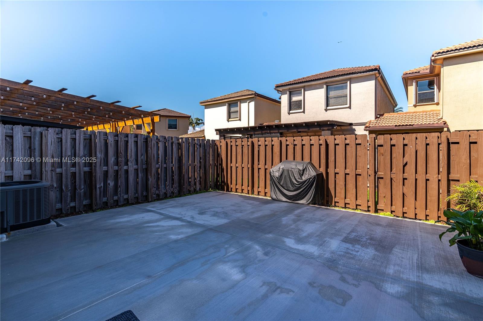 SILVER PALM EAST SEC FOUR - Residential