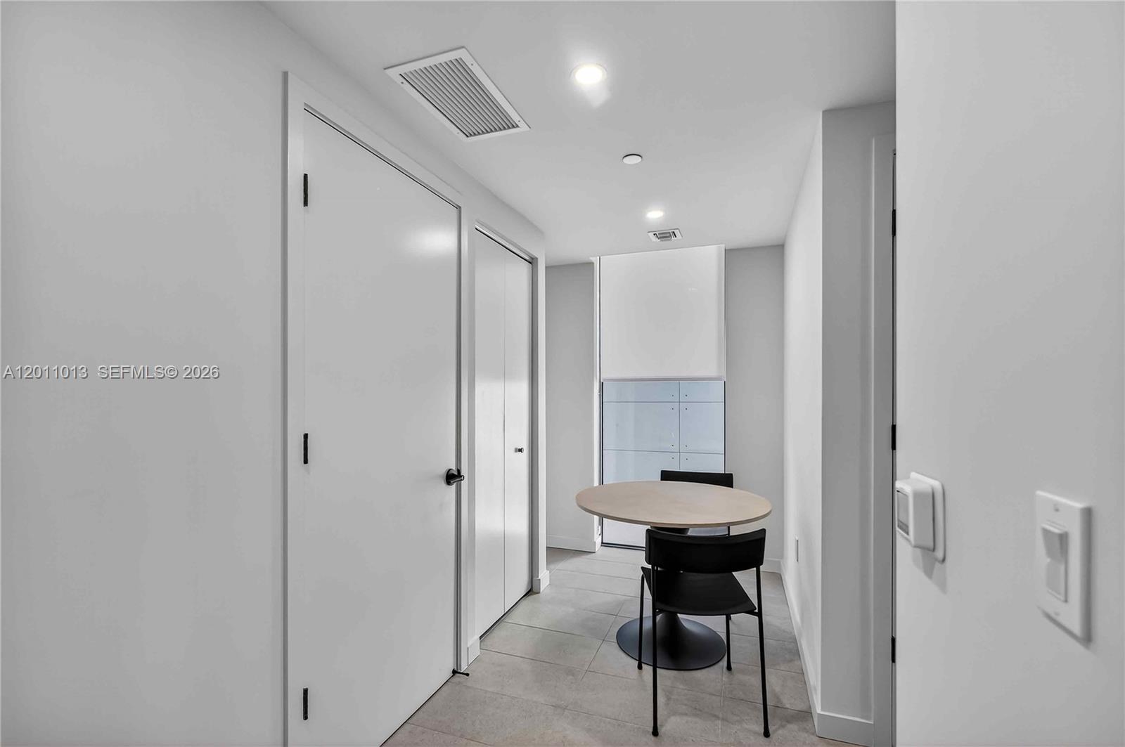 121 NE 5 St 901A