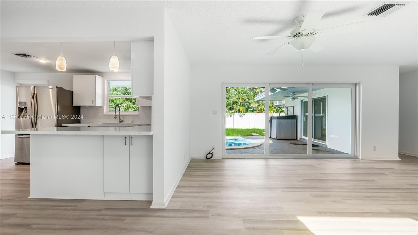 PALMETTO PARK TERRACE UNI - Residential
