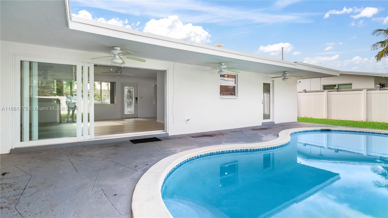PALMETTO PARK TERRACE UNI - Residential