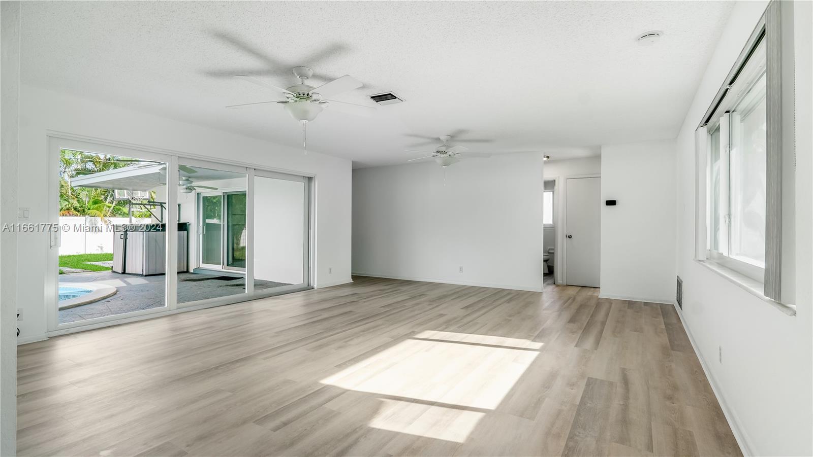 PALMETTO PARK TERRACE UNI - Residential