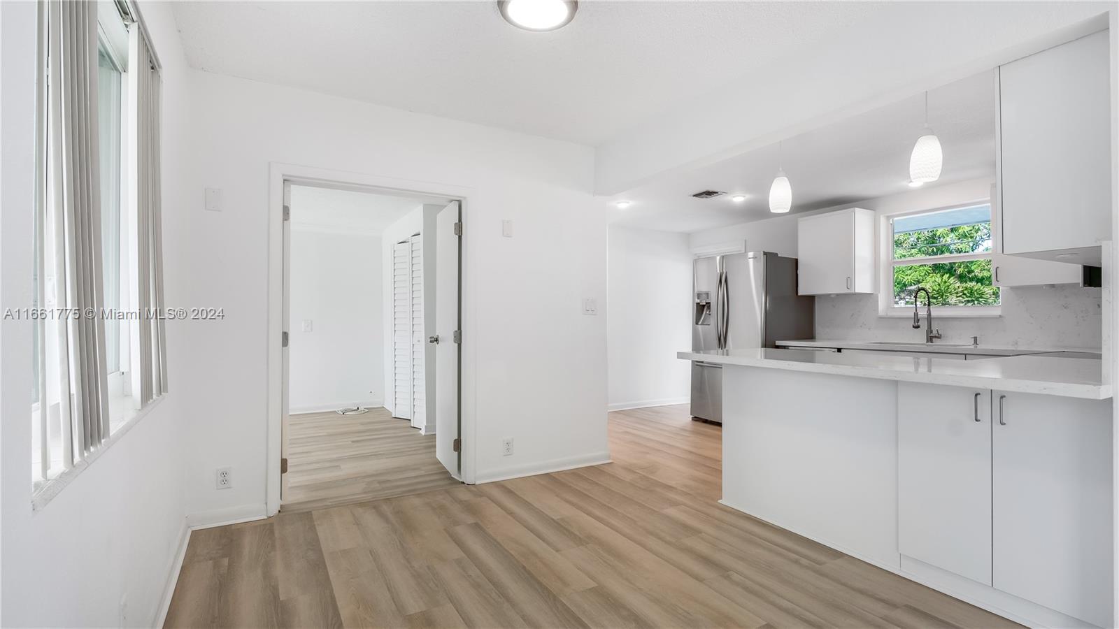 PALMETTO PARK TERRACE UNI - Residential