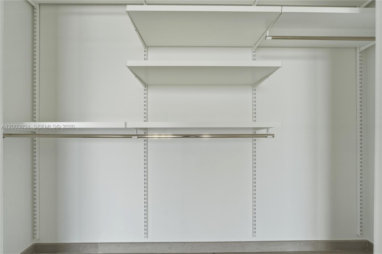 RISE CONDO - Residential