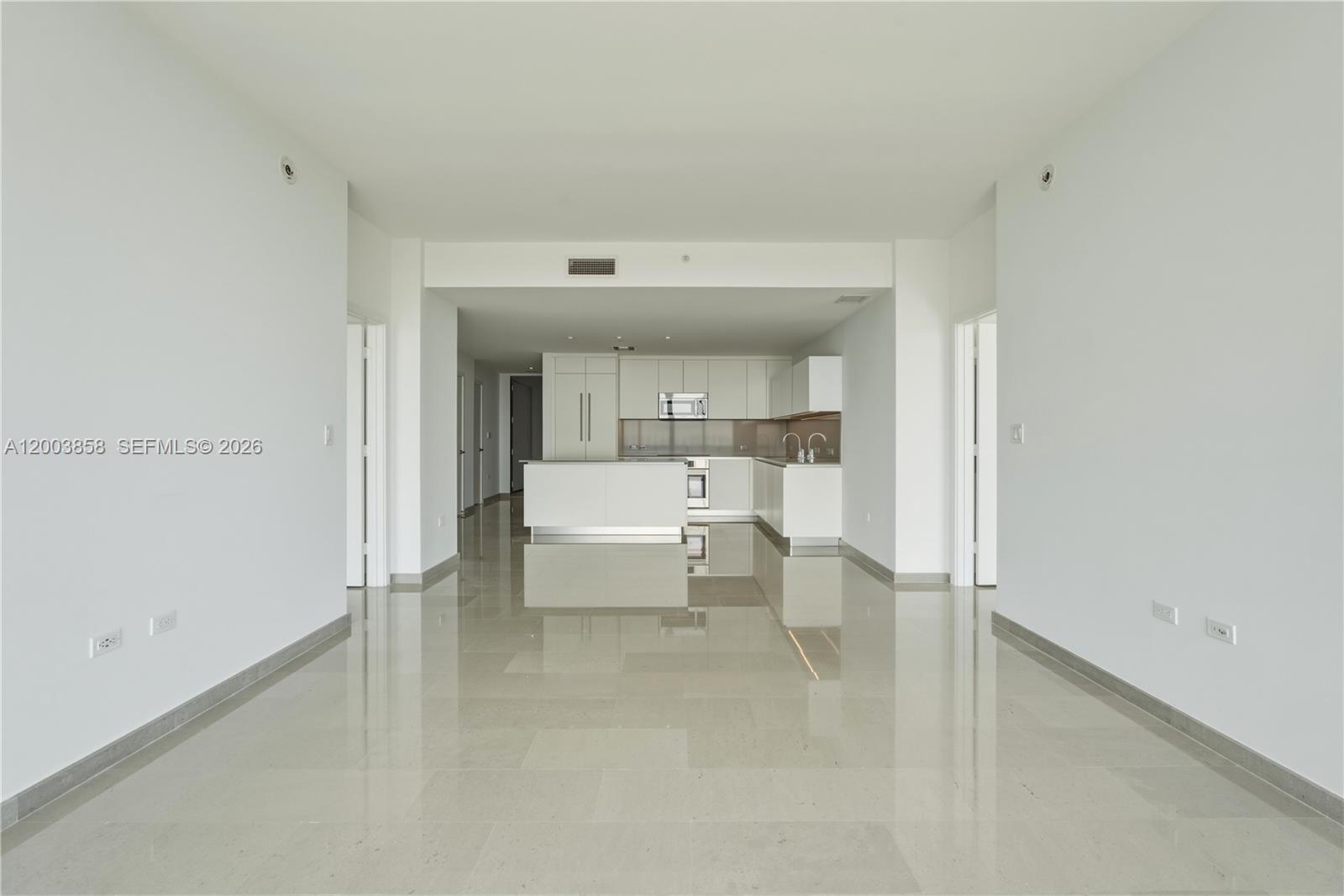 RISE CONDO - Residential