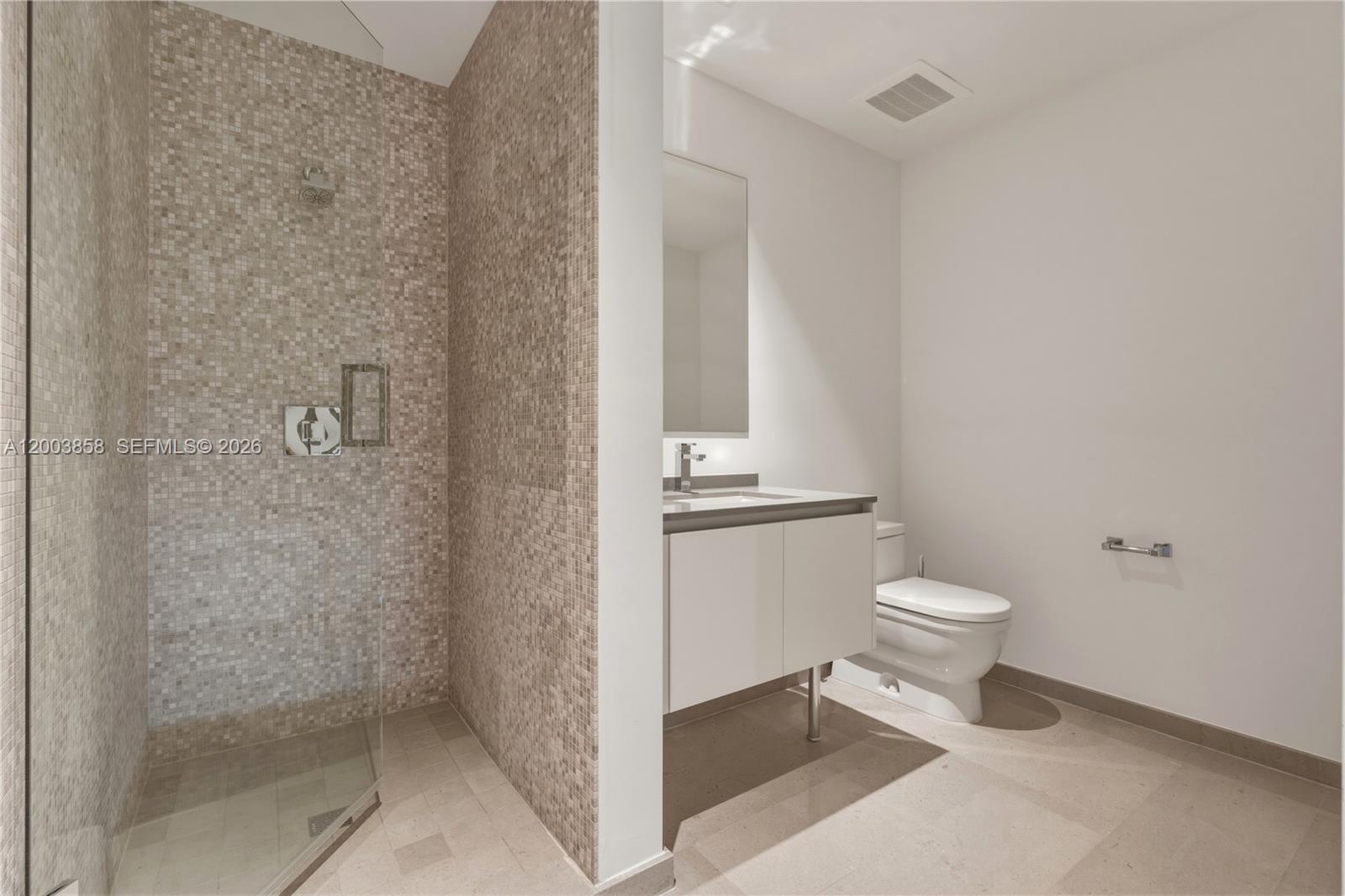 RISE CONDO - Residential