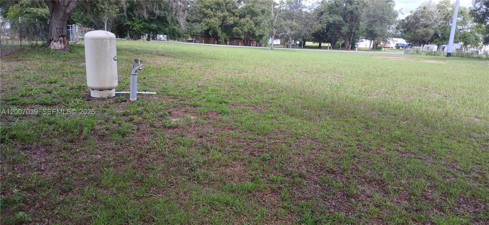 Oak Forest - Land
