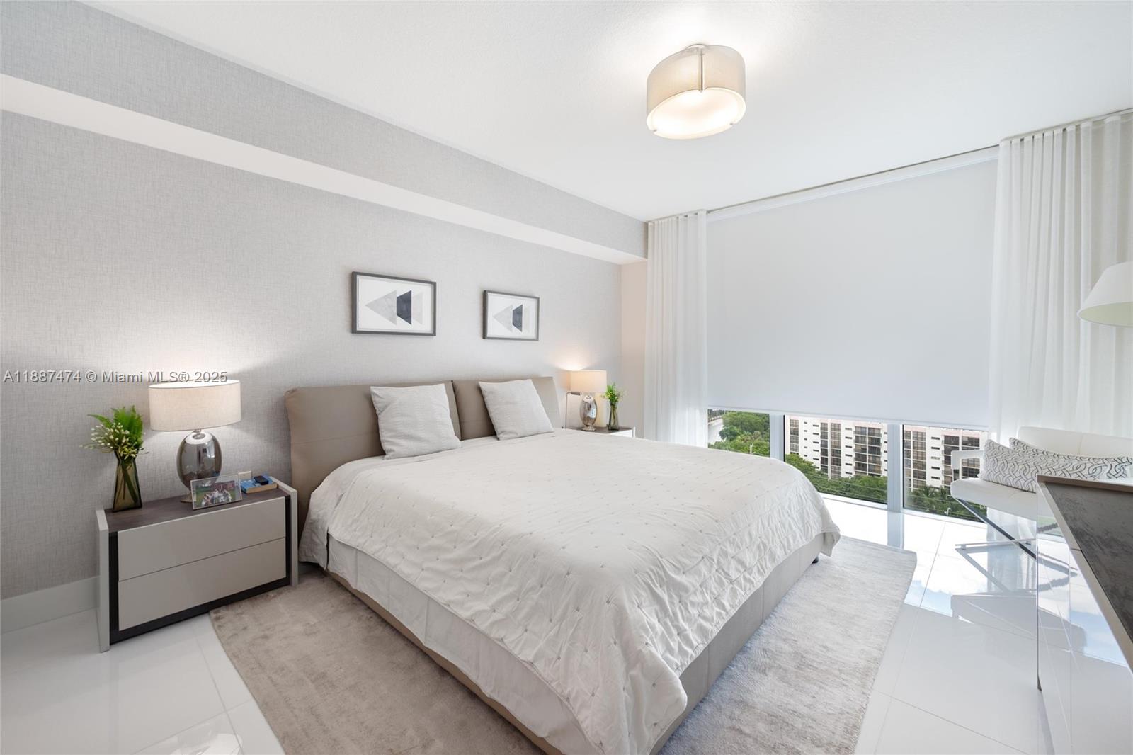 PARQUE TOWERS CONDO - Residential Lease