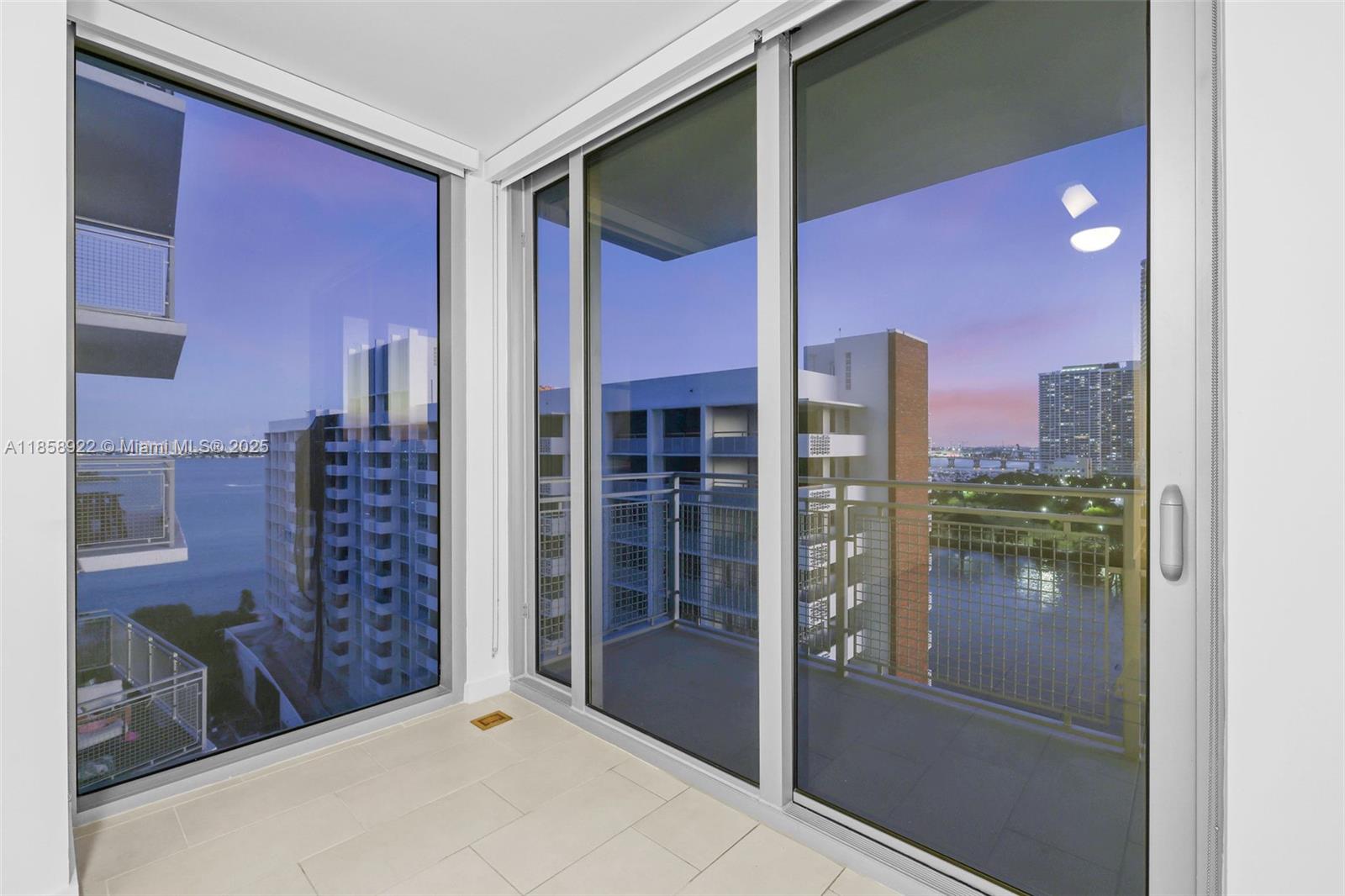 2150 N Bayshore Dr 1804