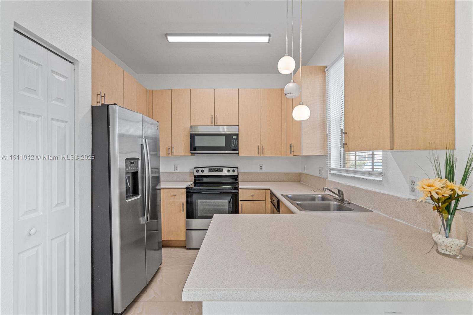 PORTOFINO VILLAS WEST - Residential