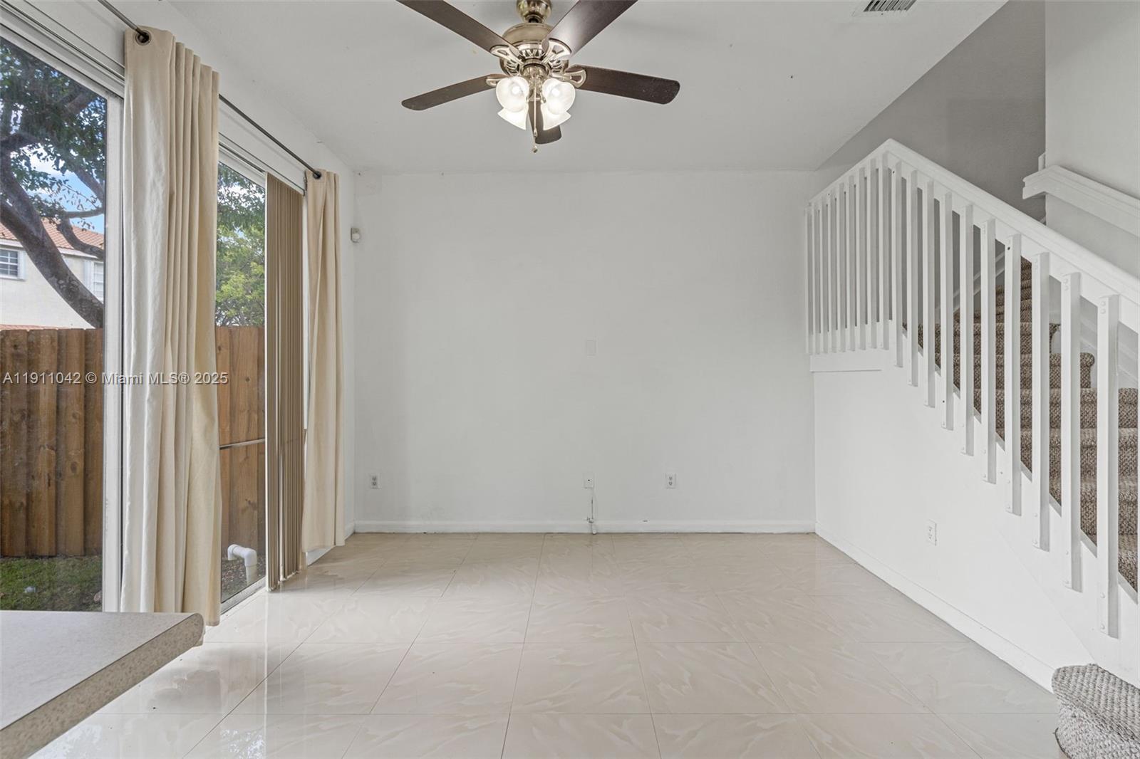 PORTOFINO VILLAS WEST - Residential