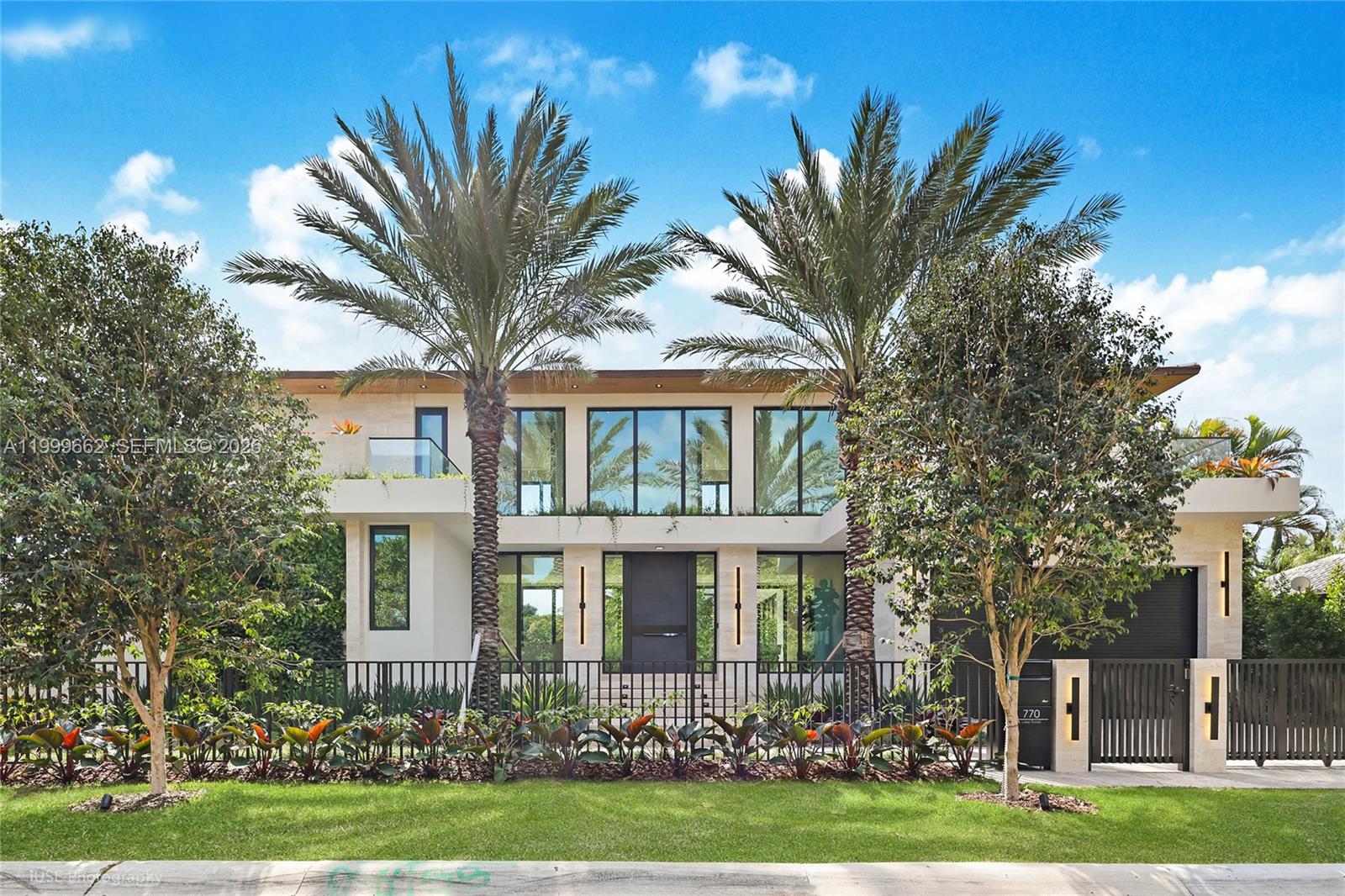 BAY POINT - Residential