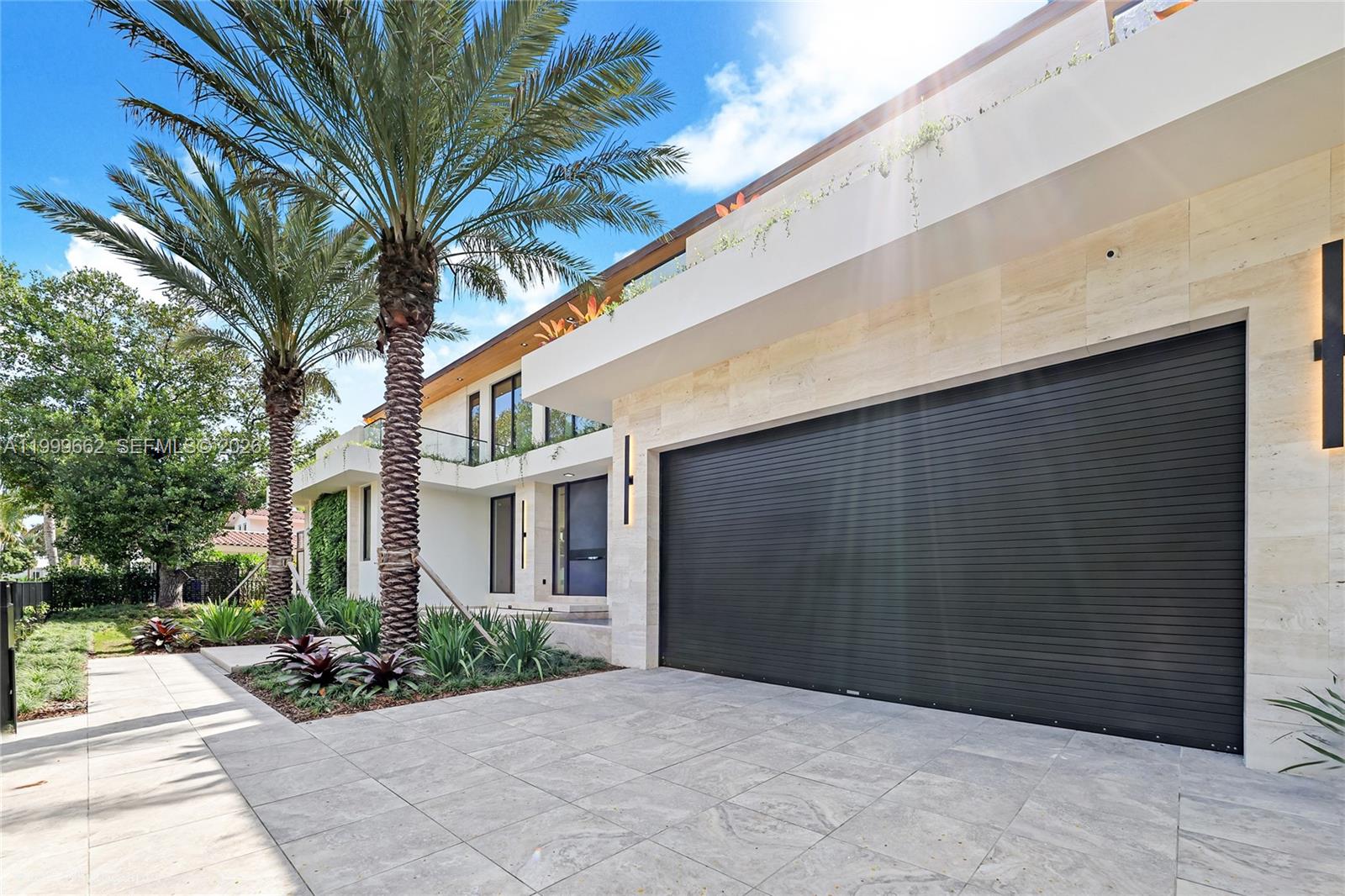 BAY POINT - Residential