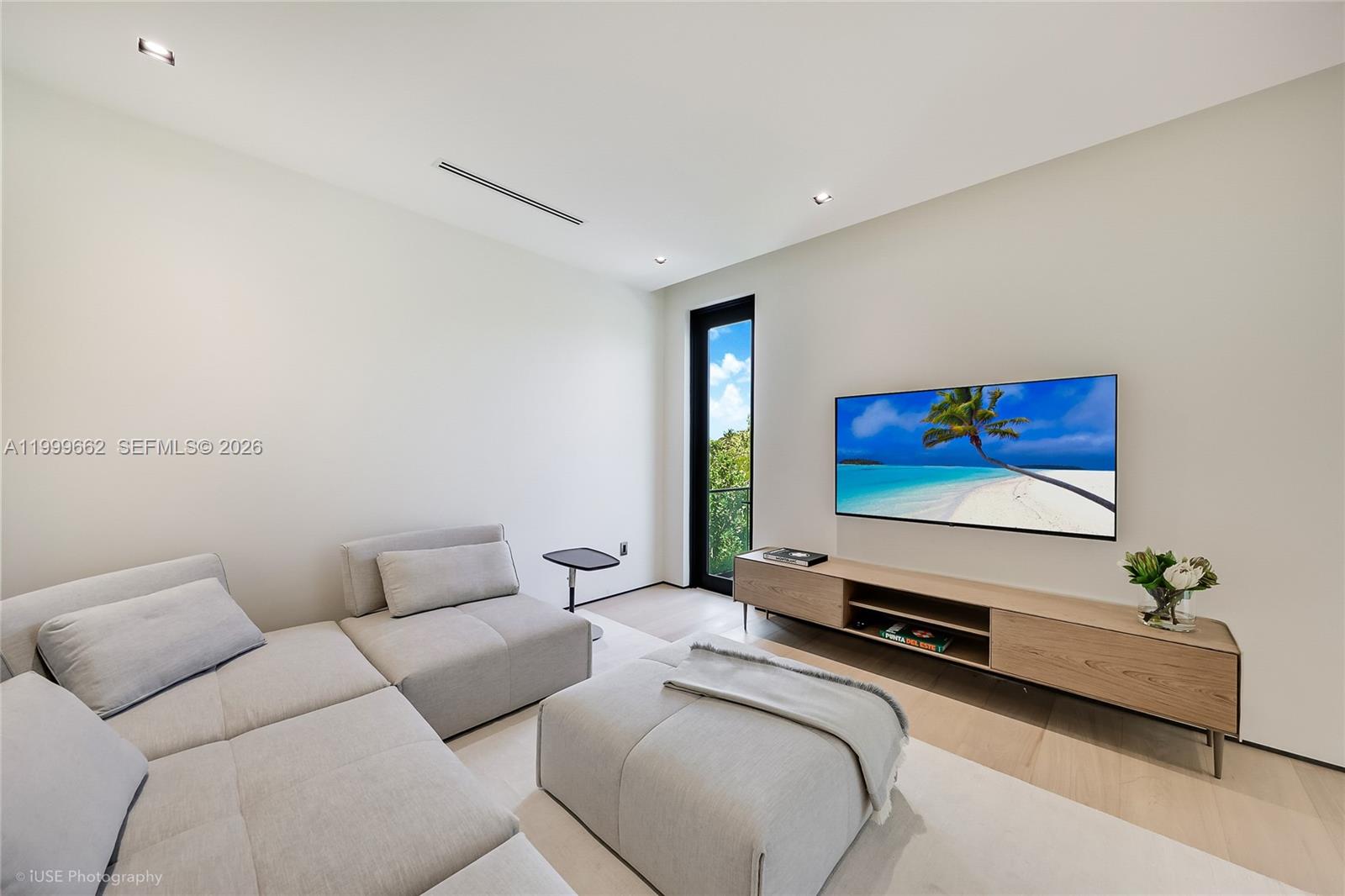 BAY POINT - Residential