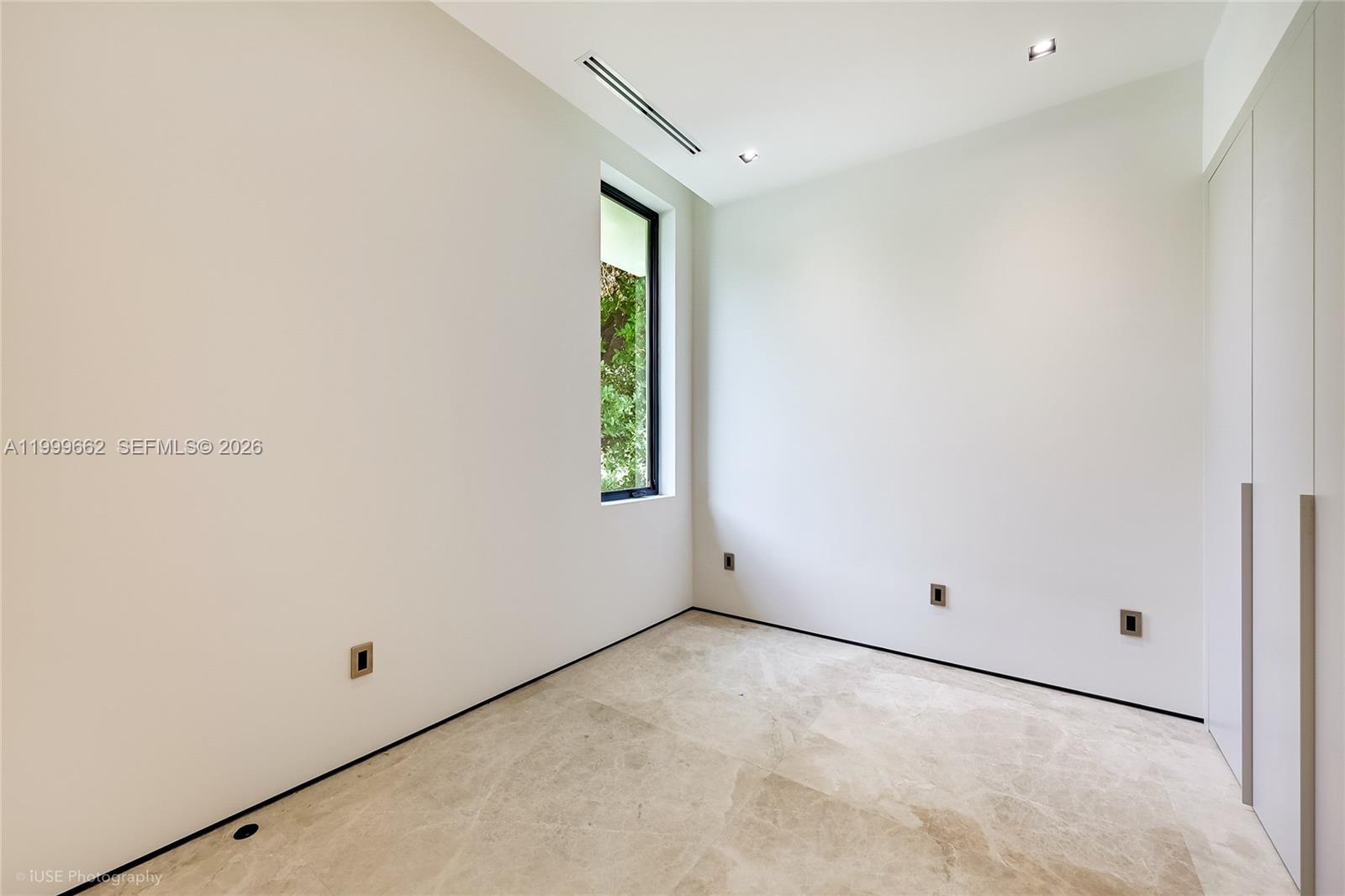 BAY POINT - Residential