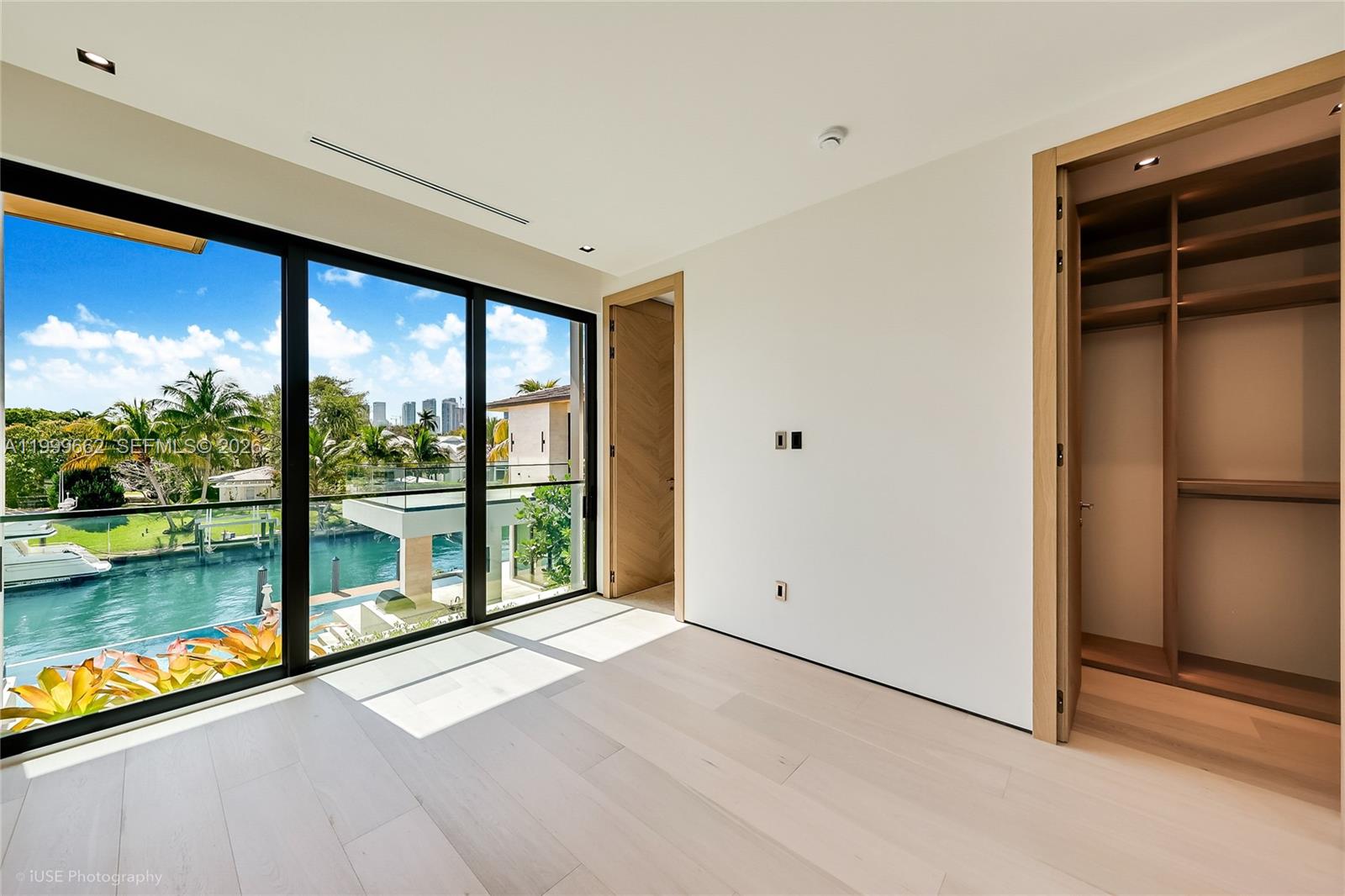 BAY POINT - Residential